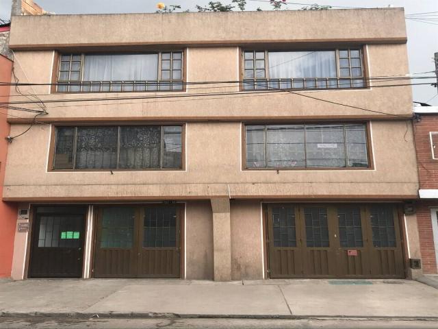 #21 - Casa para Venta en Bogotá - DC - 1